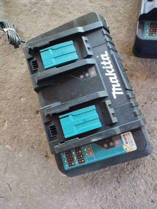 Makita DC18RD charger incarcator sursa baterie 10.8V 12V 14.4V 18V 9A