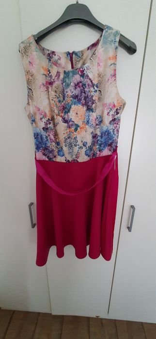 Rochie roz cu imprimeu