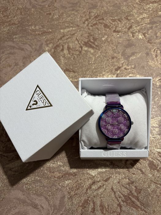 Guess – Ceas Sugarplum