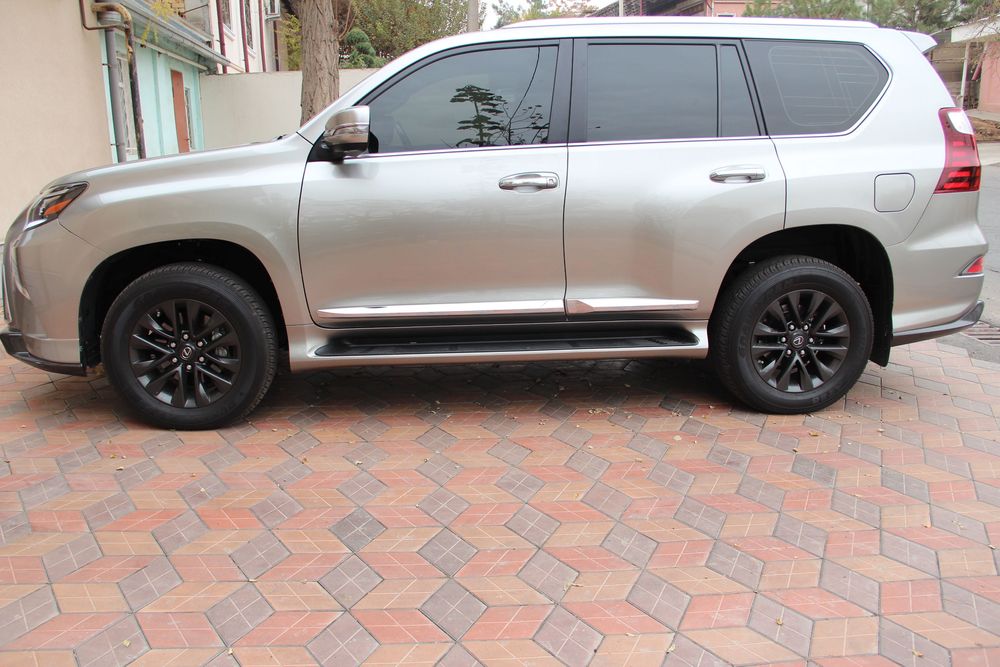 Lexus GX460 рестайлинг 2020 модельного года