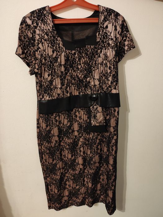 Платье женское.      .