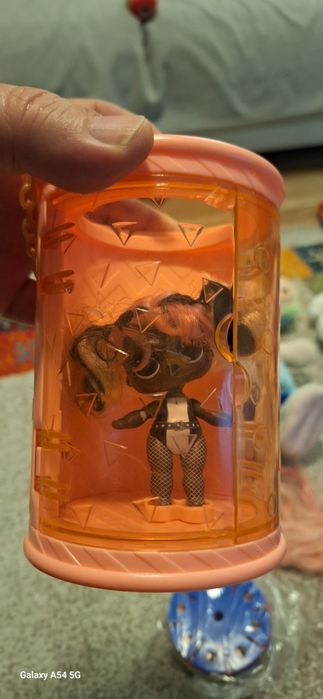 Vand jucarii 10 lei buc