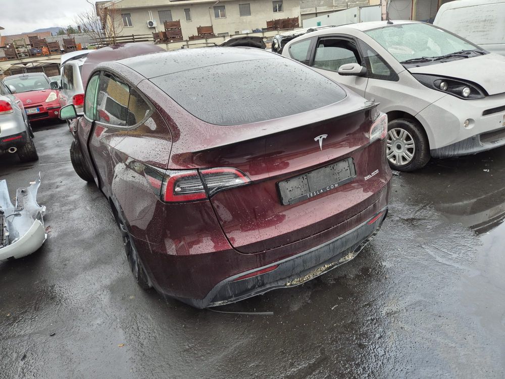 Baterie tesla y 60 kwh anul 2023/7