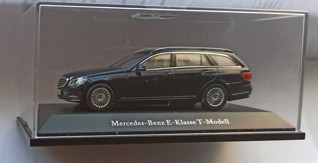 Macheta Mercedes E Class T-Model S212 Break 2013 bleumarin Kyosho 1/43