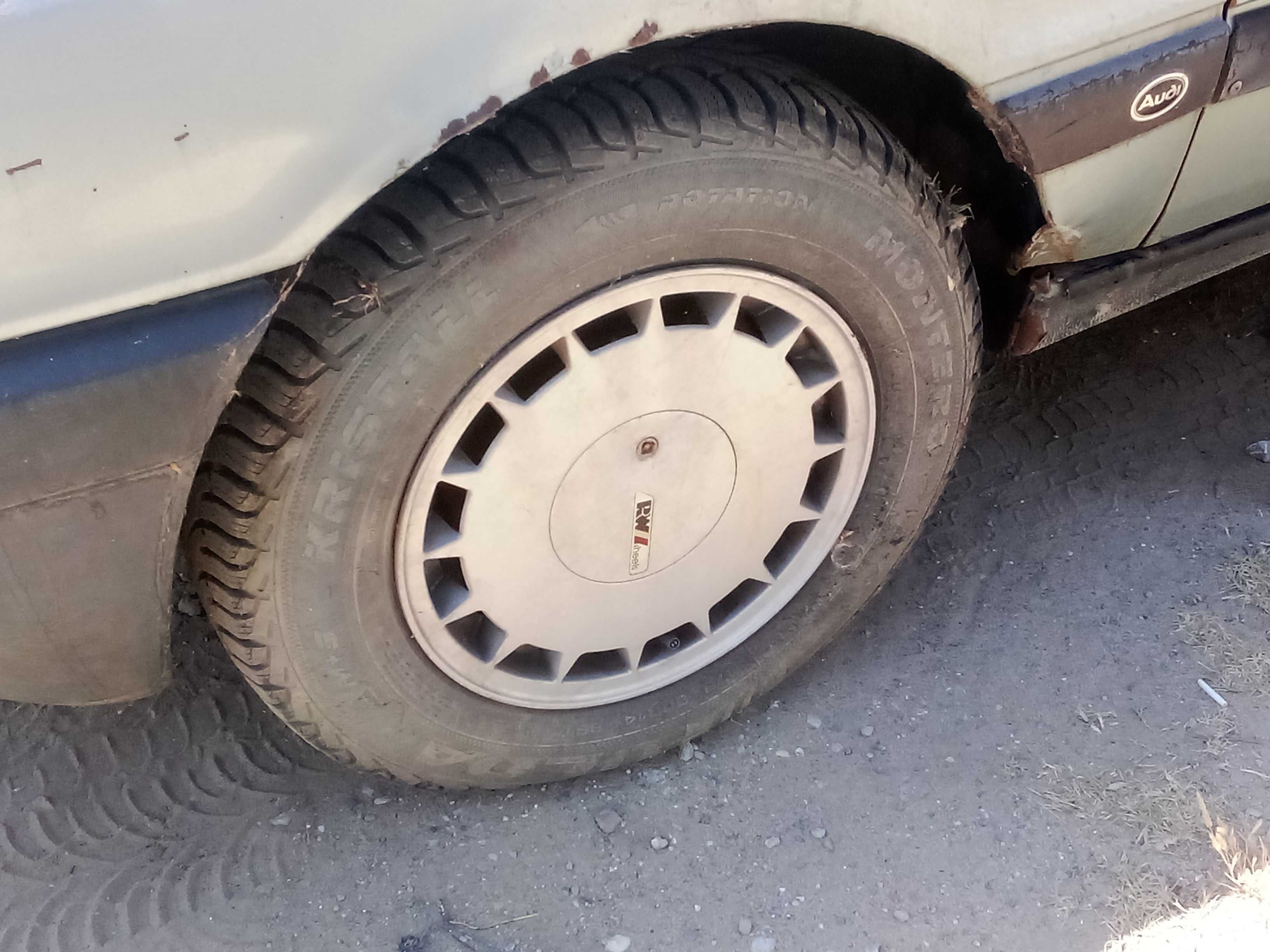 Ауди 80 за части
