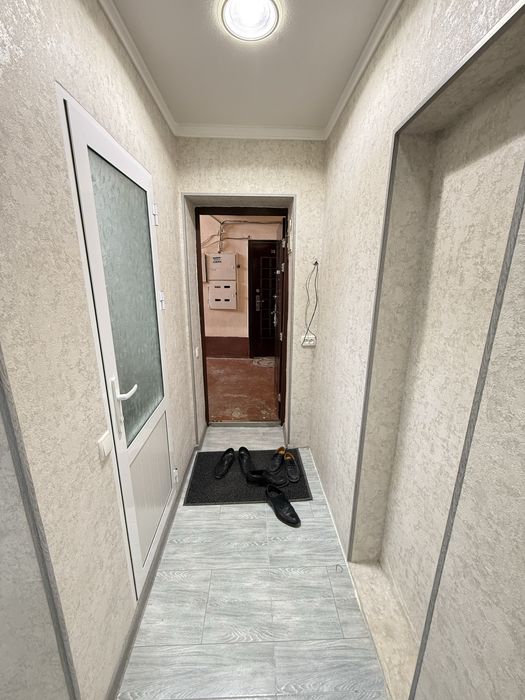 Срочно сотилади 1 хона 2 этаж 4 этажли гиштли домда, Согдиана Париж