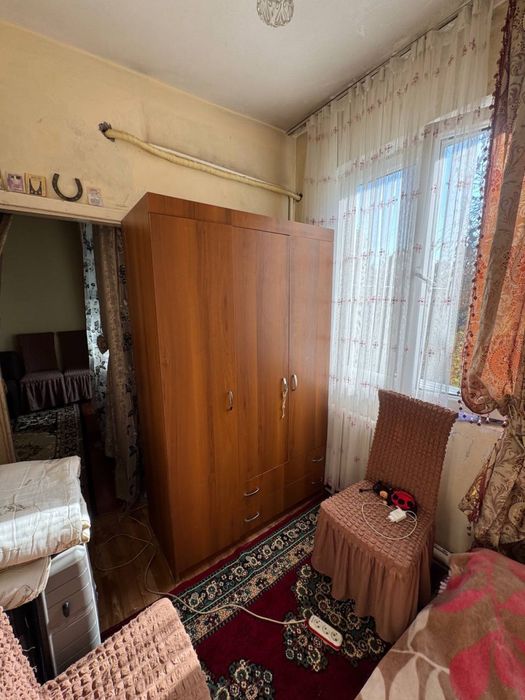 Продается Чиланзар-3  торговый центр 2/4/4