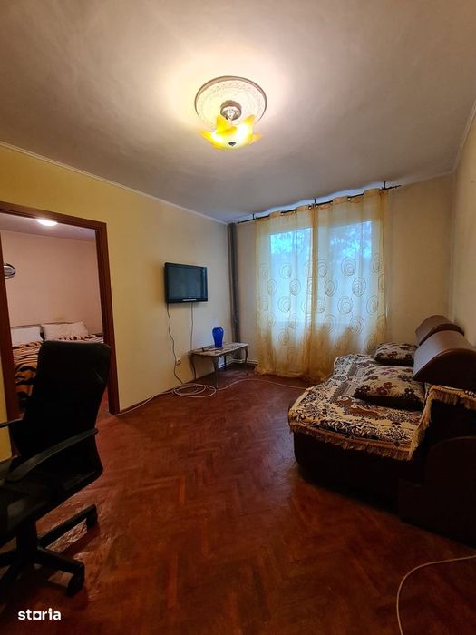 Vanzare apartament 2 camere in Galati, Micro 19, etaj 2, liber