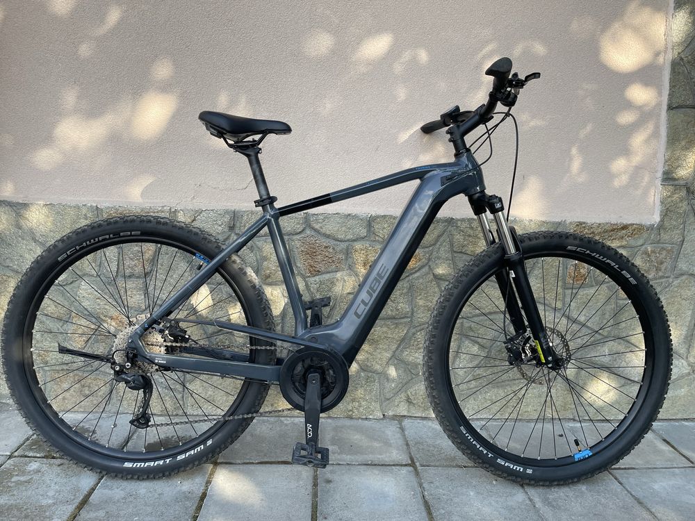 Cube Touring Hybrid One 500W size M