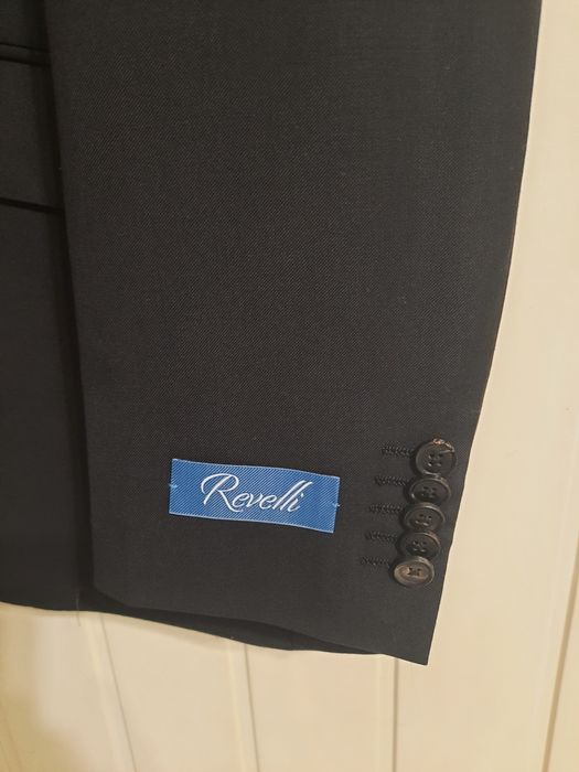 costum clasic - nou - ( nu Zara H&M  Armani )