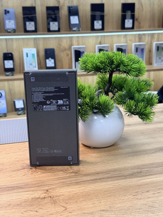 Samsung S25 Ultra Nou - 256gb Titanium Grey  - Garantie 24 luni