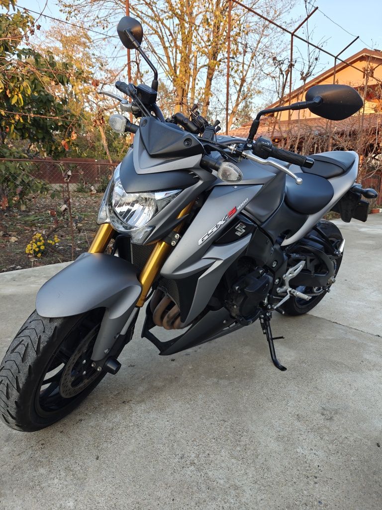 Suzuki GSX S 1000