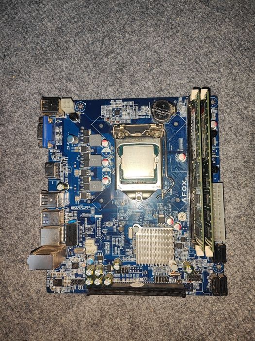 Материнская плата Afox с процессором и ОЗУ