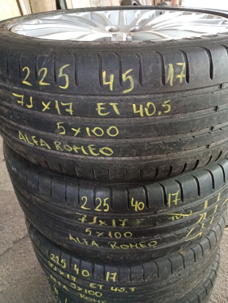 Алфа Ромео оригинални джанти със гуми 225/45/17 7J ET40.5 5x100 цо56