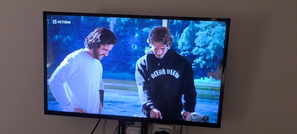 Продавам 32 инча телевизор Филипс