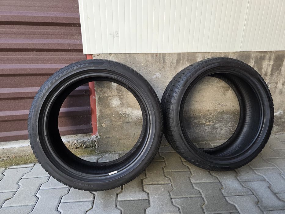 Cauciucuri Iarna Pirelli Sottozero 3 245/40/R19 Runflat