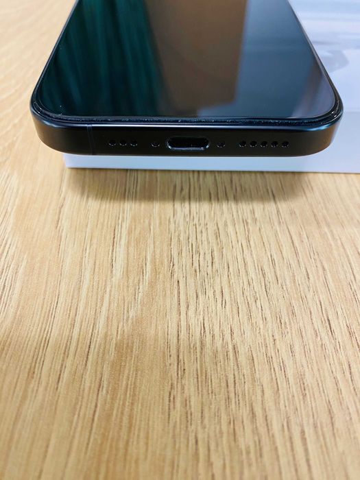 НОВ !!! Apple iPhone 16 Pro, 256GB, 5G, Black Titanium, 100%