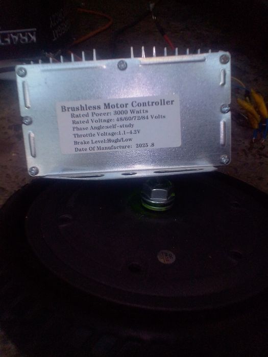 CONTROLER UNIVERSAL SE VINDE...pentru trotinete, triciclete, biciclete