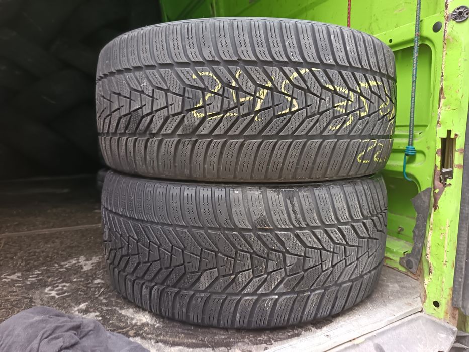 Anvelope MS iarna 245 35 20 hankook 2022 6.9mm