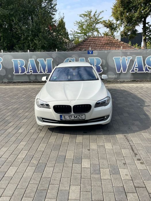 Vând BMW 520d F11