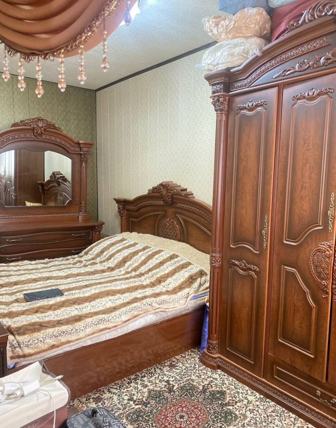 Продаю квартиру. Чиланзар 90 квадратов
