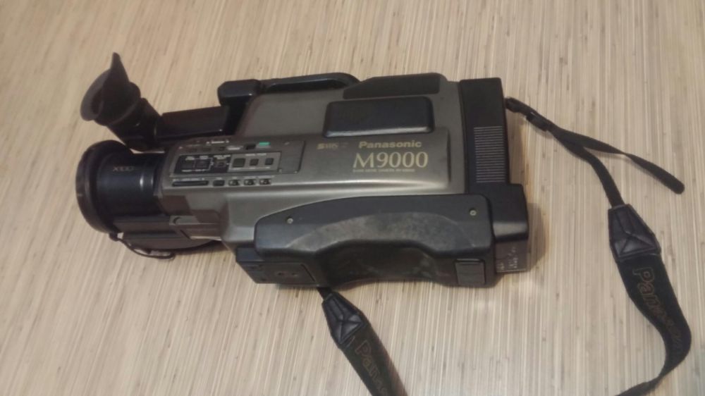 Camera VHS Panasonic M9000