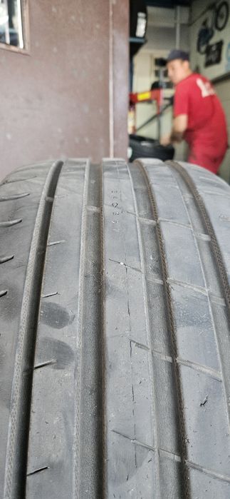 Vand Anvelope Vara Nokian 235/40/R18