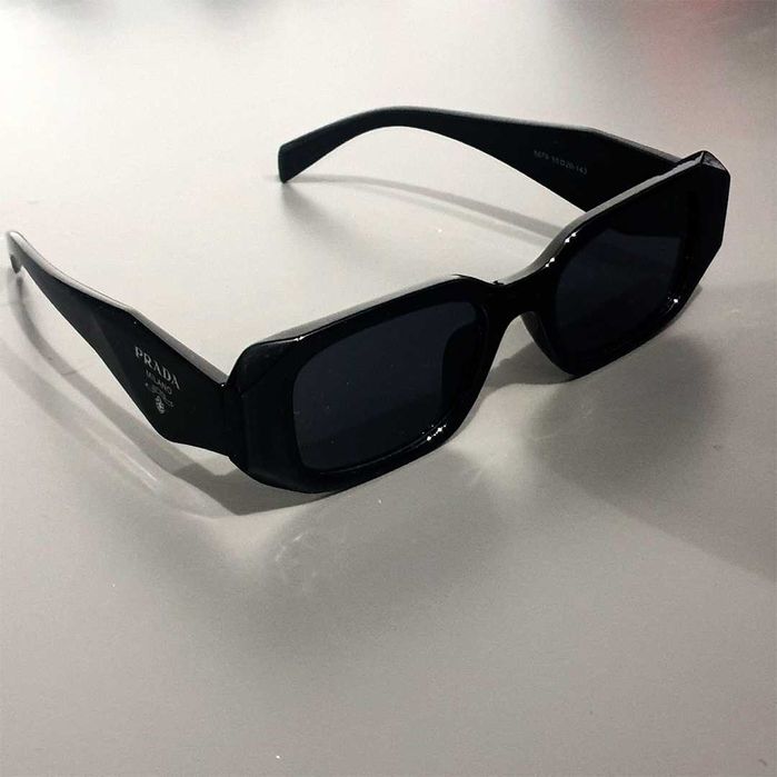 URGENT Vand Ochelari PRADA Lv