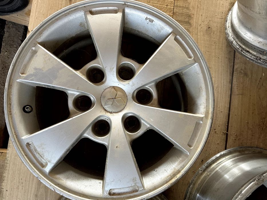 Джанти за Mitsubishi R16