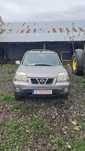 Dezmembrez sau vând întreg  Nissan X-trail 2.0 2003