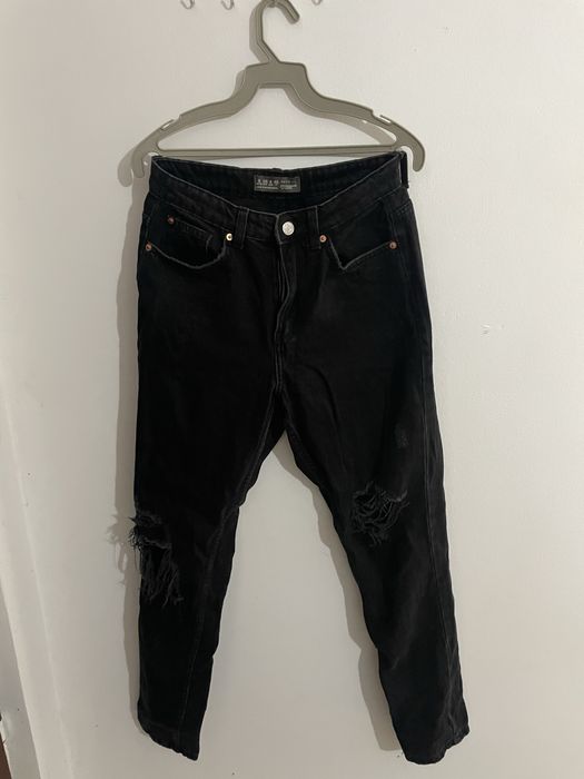 Blugi rupti negri Primark