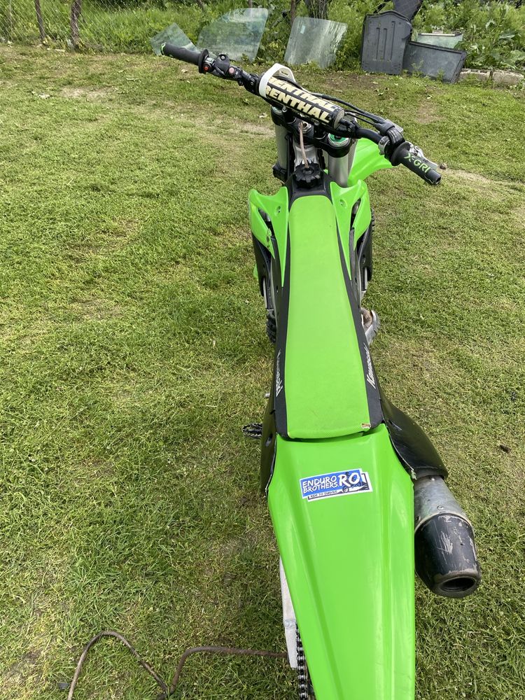 Vand kawasaki kxf 250 2016 stare foarte buna de functionare