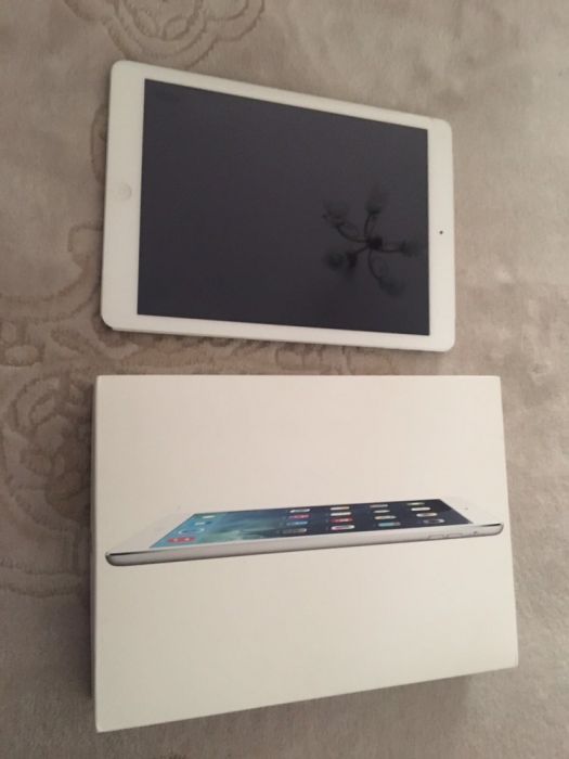 iPad Air 16GB , Wifi + Cellular