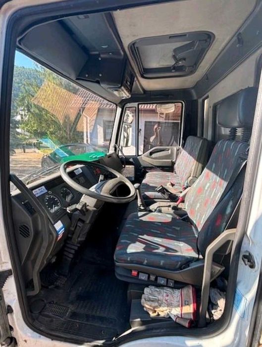 Продавам бордови камион 7т.