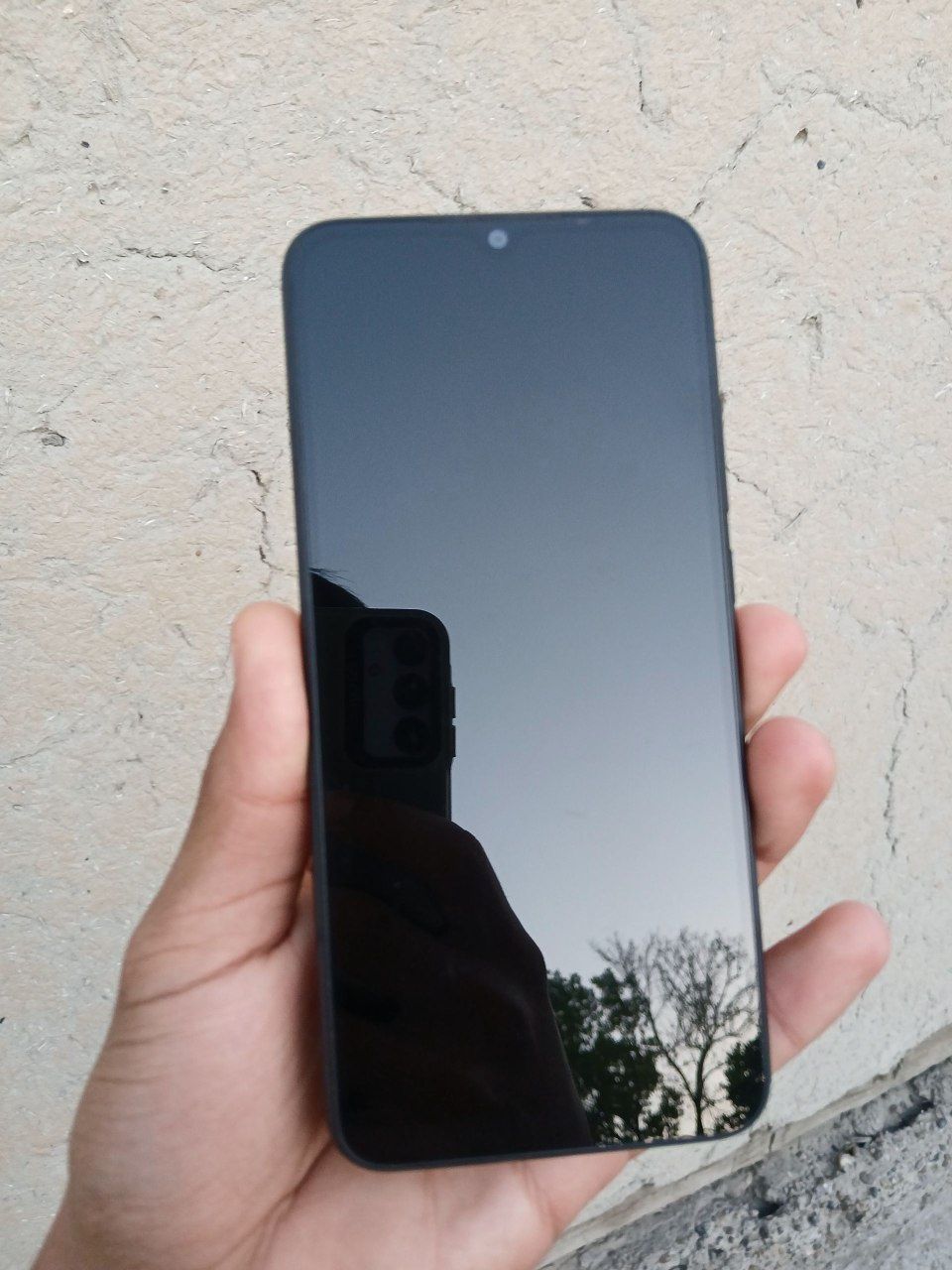 Telefon sotiladi