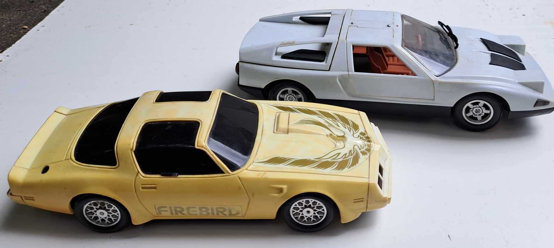 Пластмасови Mercedes C111 и Pontiac Firebird