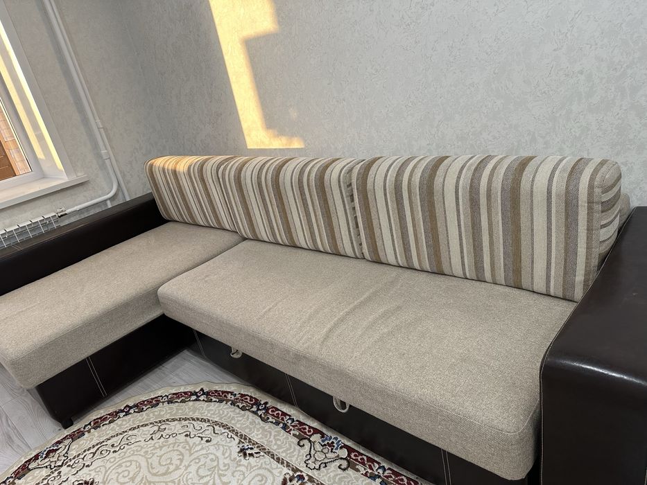 Продам срочно диван