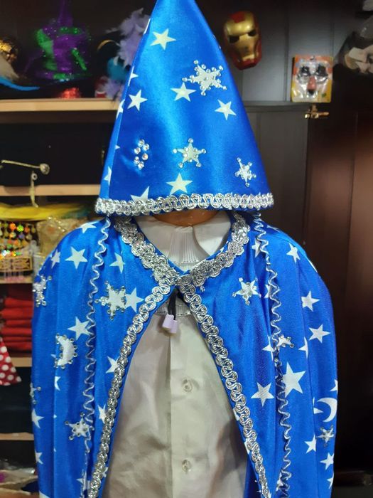 Прокат карнавалных костюм