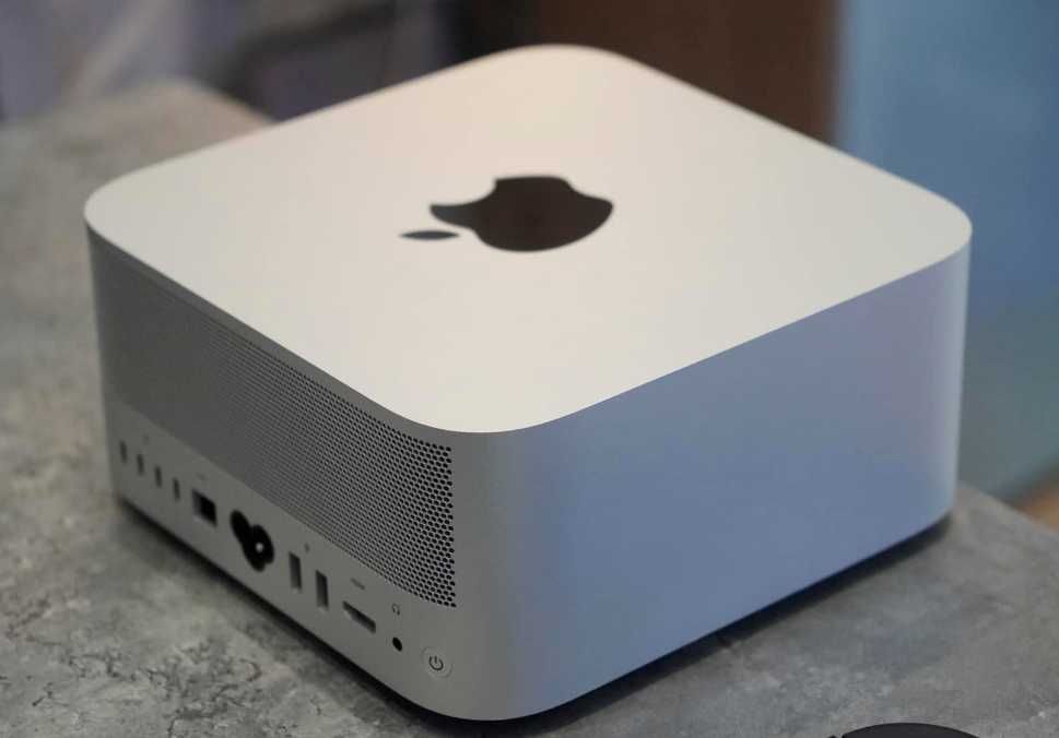 Vand Apple Mac Studio M2 Max 32 GB 512 GB SSD - Garantie Emag
