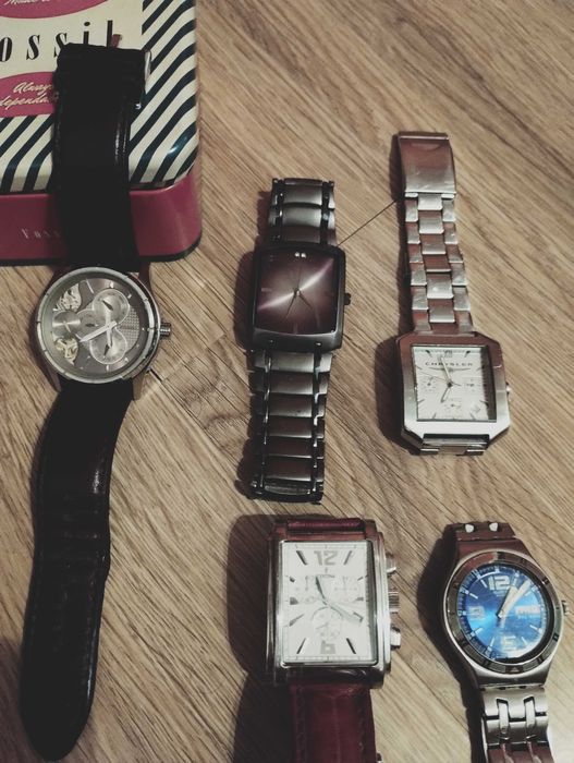 Ceasuri clasice Wostok si Raketa, mecanism mecanic, si altele.
