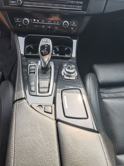 Vând BMW seria 5 motor 3l  combi f11 x drive