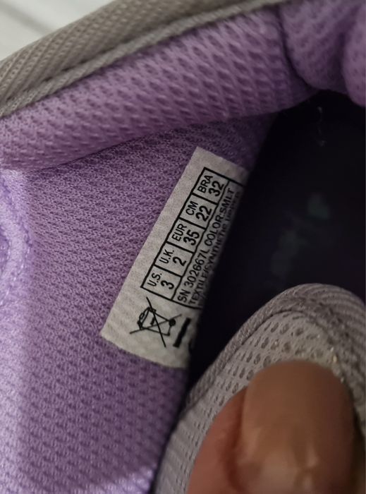Sketchers 35 noi