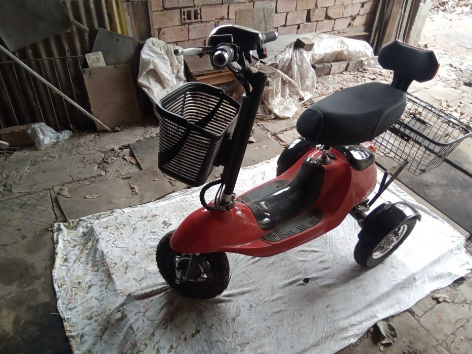 Електрически скутер