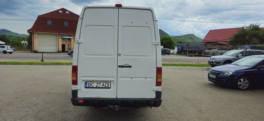 ww lt 2.5 diesel 8+1 locuri 2004