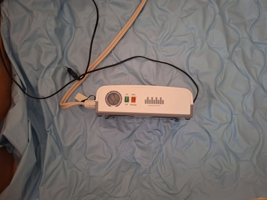 Pat spital,ingrijire batrani,electric. Saltea antiescare