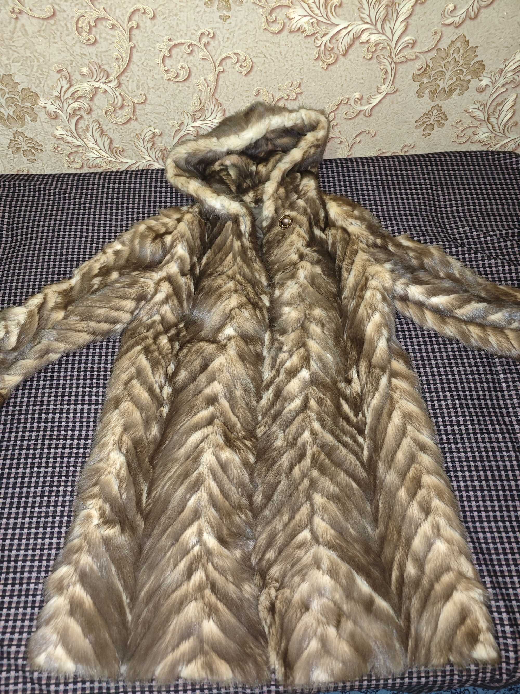 Шуба норковая и мутон