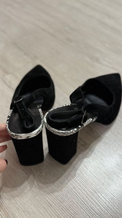 Продам туфли в хорошем состоянии