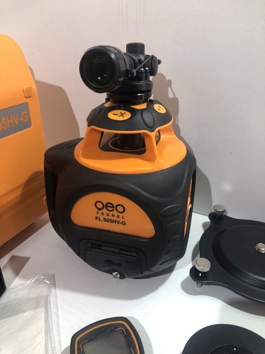 Nivelă laser profesional Geo Fennel FL 505HV-G