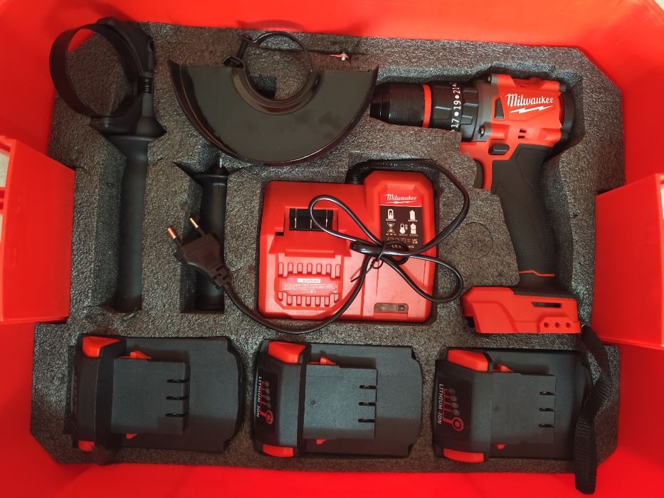 Milwaukee 4в1 комплект ЧИСТО НОВ