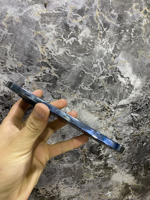 Iphone 12 pro max sotiladi IDEAL KAROBKA DOK BOR